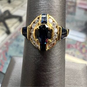 18k Yellow Gold Diamond & Sapphire Ring
